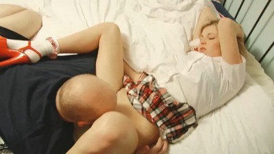 Внучка с дедом, Худые, Блондинки, Домашнее-любительское, Мастурбация, Жесткий, Минет, Кунилингус, В HD-качестве,