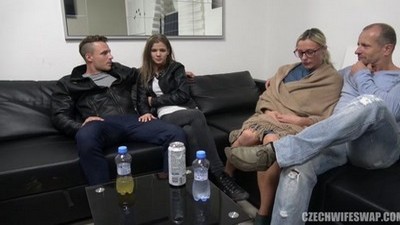 Зрелые, Измена, Чешское, Блондинки, Брюнетки, В лесу, Жена изменяет мужу, Кончил в рот, Муж изменяет жене, На полу, Стоя,