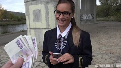 В чулках, Чешское, Брюнетки, Юбка, Стоя, На полу, В трусиках, В одежде, На улице, За деньги, В очках,